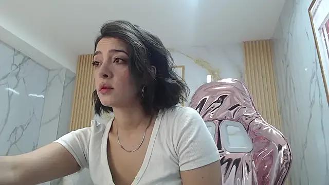 sara_lopez_s from StripChat is Freechat