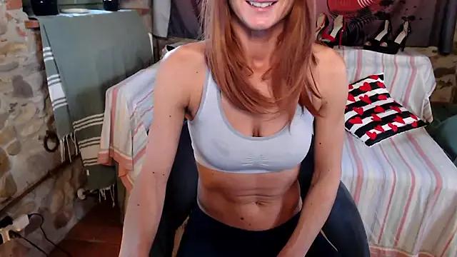 sara_love89 from StripChat is Freechat