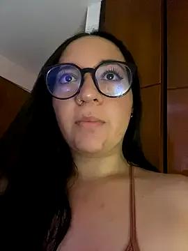 sara_roy04_ from StripChat is Freechat