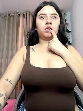 Girls: try live performances with matured performers, from dancing to quirks, in a variety of beautiful sex cams.