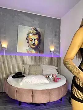 Girls: try live performances with matured performers, from dancing to quirks, in a variety of beautiful sex cams.