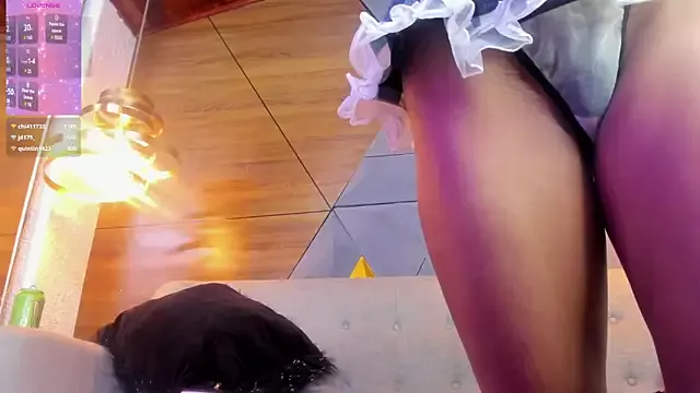 Sarah_banks1 from StripChat