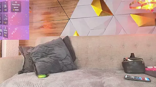 Sarah_banks1 from StripChat