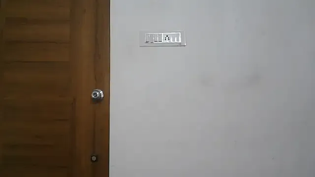 Sarah_loverbot from StripChat is Freechat