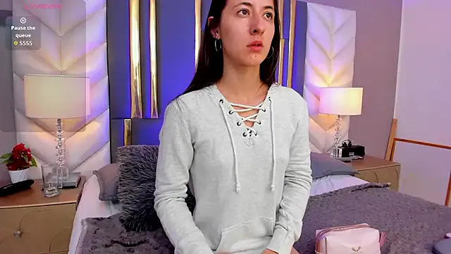 Girls: try live performances with matured performers, from dancing to quirks, in a variety of beautiful sex cams.