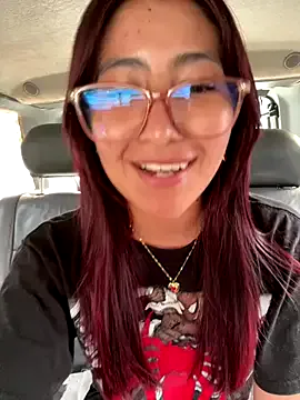 saramooon from StripChat is Freechat