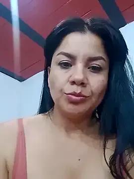 SaraNixx from StripChat is Freechat