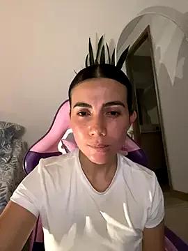 SaraOspinna from StripChat is Freechat