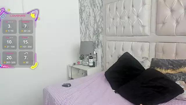 Girls: try live performances with matured performers, from dancing to quirks, in a variety of beautiful sex cams.