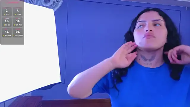 sari_belle from StripChat is Freechat