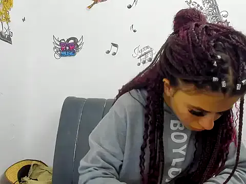 Girls: try live performances with matured performers, from dancing to quirks, in a variety of beautiful sex cams.