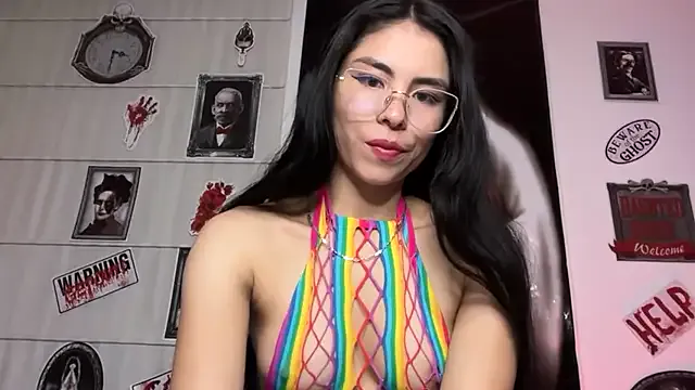 sasha_jonne from StripChat is Freechat