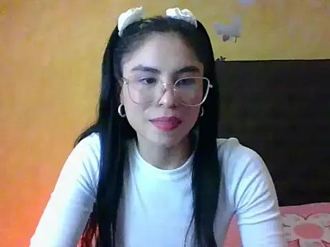 sasha_jonne from StripChat is Freechat