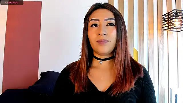 SashaGreyy_ from StripChat is Freechat