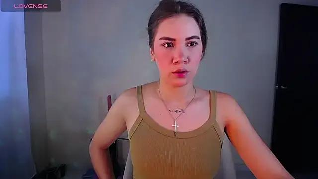 sashaHarding11 from StripChat is Freechat