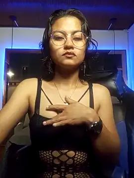 Sashapornxxx from StripChat is Freechat