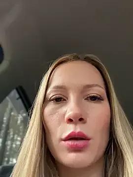 SashaTeller from StripChat is Freechat