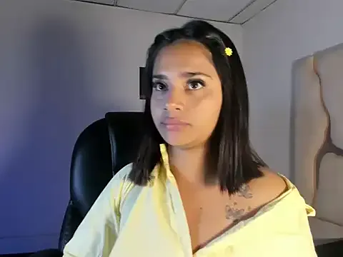 ScarletDoll from StripChat is Freechat