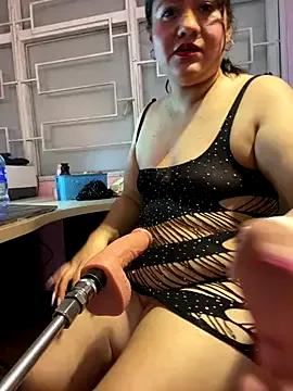 ScarlethAH from StripChat is Freechat
