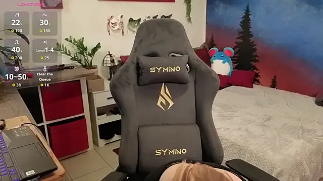 Girls: try live performances with matured performers, from dancing to quirks, in a variety of beautiful sex cams.