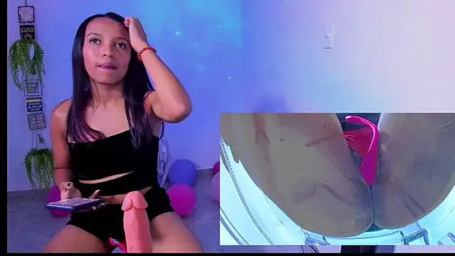 ScarletMedusa from StripChat is Freechat