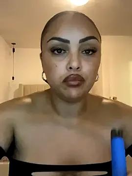 Scarlett-xox from StripChat is Freechat