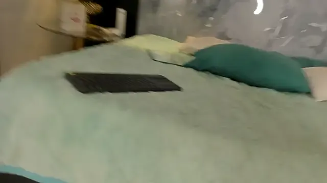 Scarlett_doll1 from StripChat is Freechat