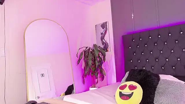Scarlett_Durand from StripChat is Freechat