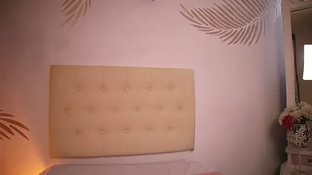 Scarlett_Keller from StripChat is Freechat