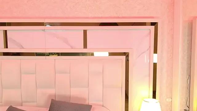 scarlett_sm from StripChat is Freechat