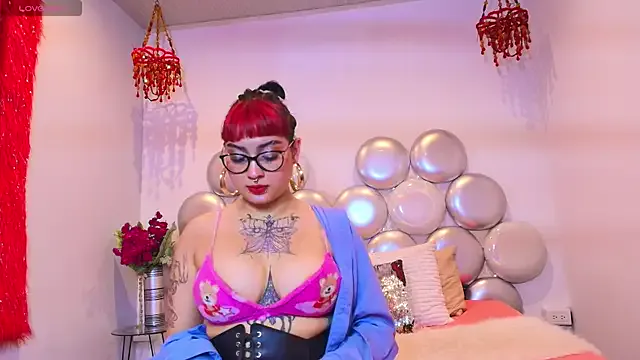 scarlett_venom_ from StripChat