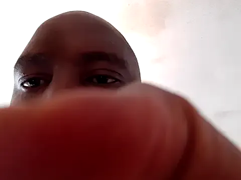 Scollyman from StripChat is Freechat