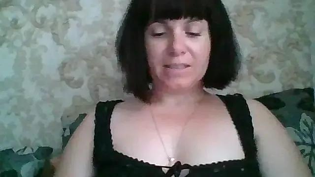 SecretSienna_ from StripChat is Freechat