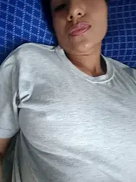 Seductress_Malia from StripChat is Freechat