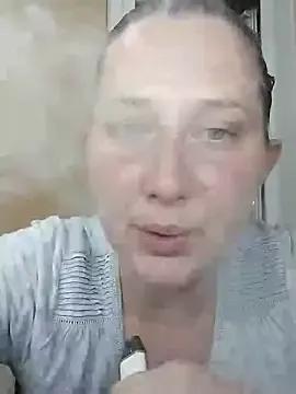 SeleettaNi from StripChat is Freechat