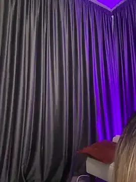 SelenneDream from StripChat is Freechat