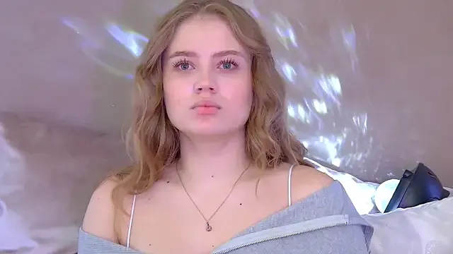 SelinSwarovski from StripChat