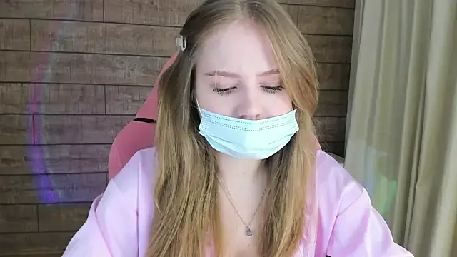 SelinSwarovski from StripChat