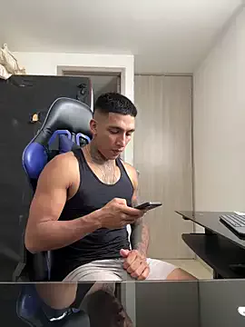 Sendfer from StripChat