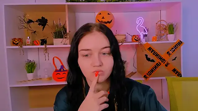 sendi_cais from StripChat is Freechat