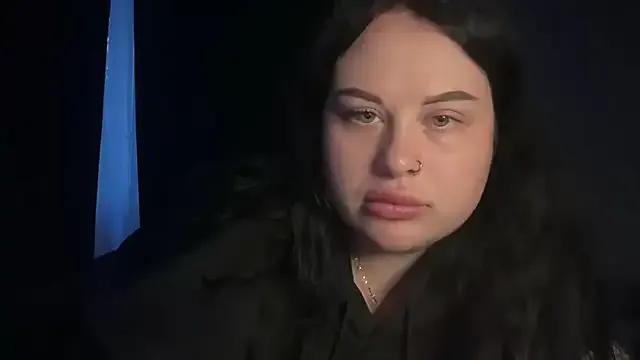 SerahMirabeli from StripChat is Freechat