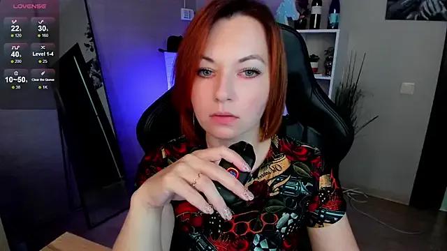 Serena_Woods from StripChat is Freechat