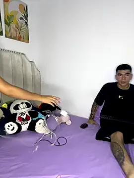 sextury01 from StripChat is Freechat