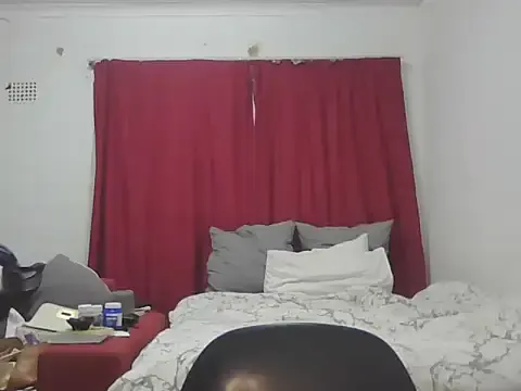 Sexxybella27 from StripChat