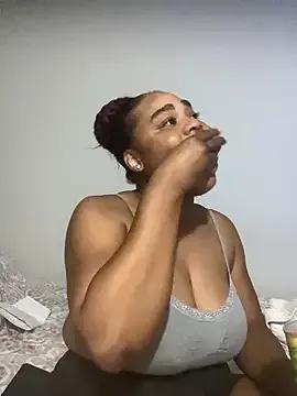 Sexxycandyred from StripChat