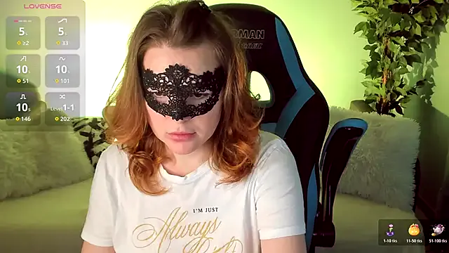 Sexy-Housewife from StripChat is Freechat