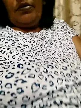 sexy69hotmum from StripChat is Freechat