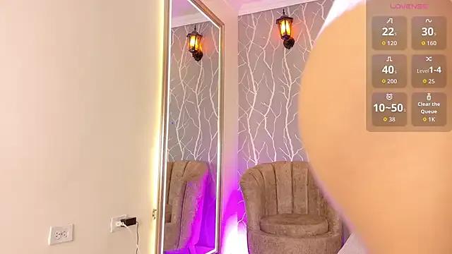 Girls: try live performances with matured performers, from dancing to quirks, in a variety of beautiful sex cams.