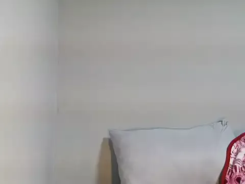 SexyBitchx01 from StripChat