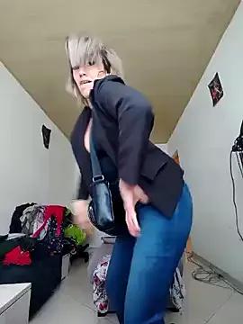 Girls: try live performances with matured performers, from dancing to quirks, in a variety of beautiful sex cams.